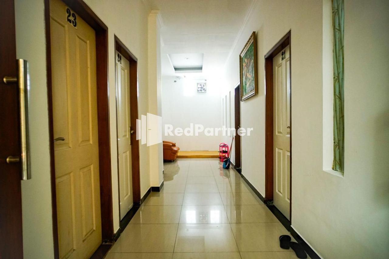 Hoki Homestay Redpartner 泗水 外观 照片