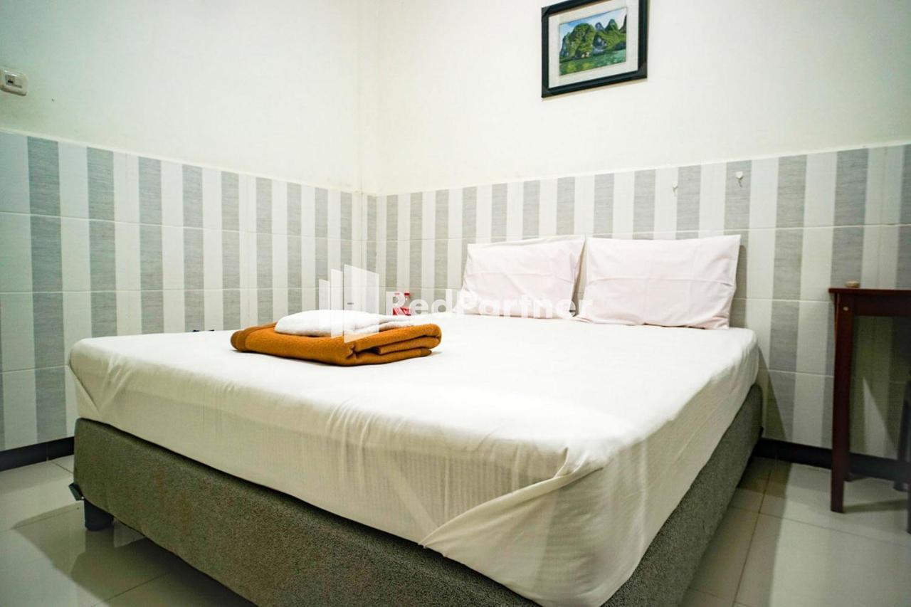 Hoki Homestay Redpartner 泗水 外观 照片