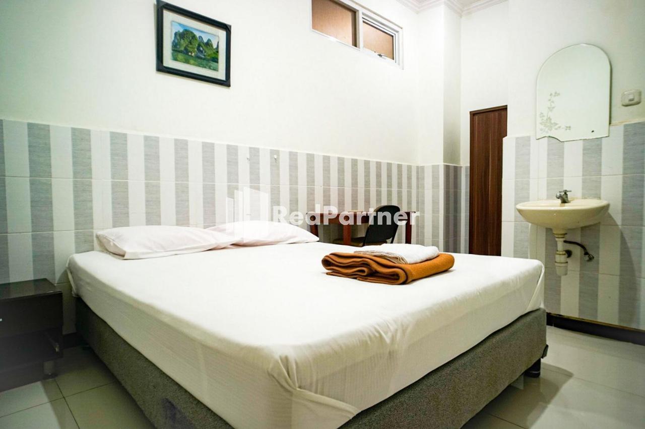 Hoki Homestay Redpartner 泗水 外观 照片