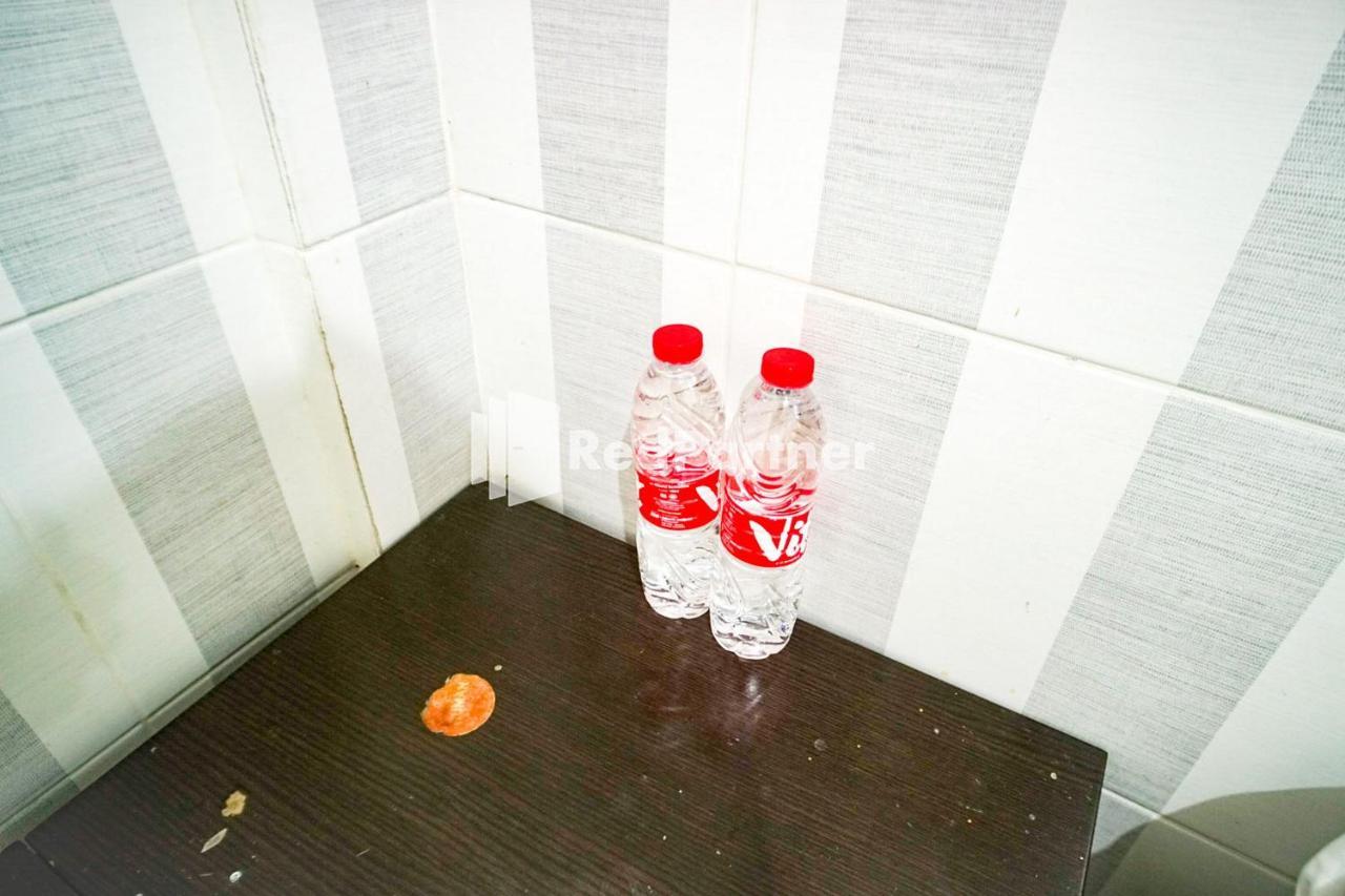 Hoki Homestay Redpartner 泗水 外观 照片